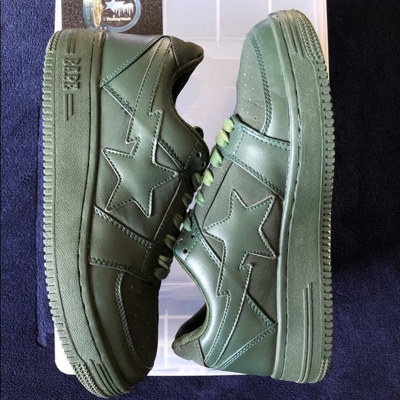 MEN BAPE SHOES SIZE 8.5